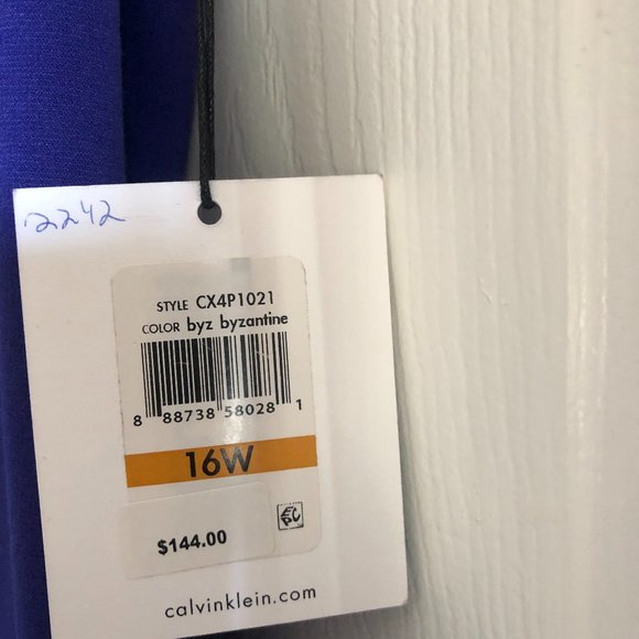 NWT Calvin Klein Ruched Dress - Picture 3 of 3